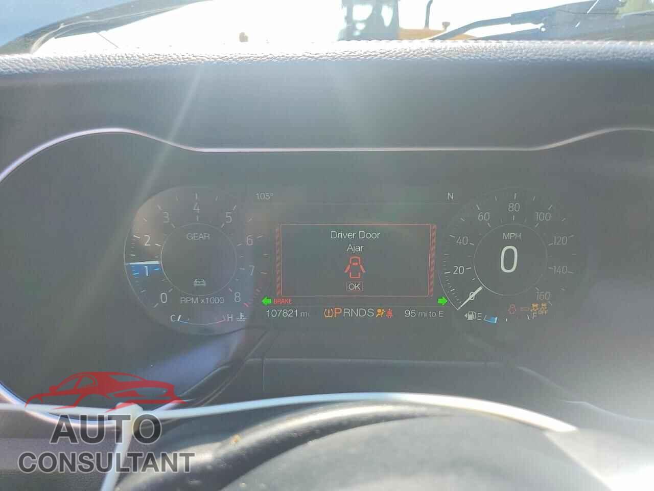 FORD MUSTANG 2018 - 1FA6P8TH7J5167410