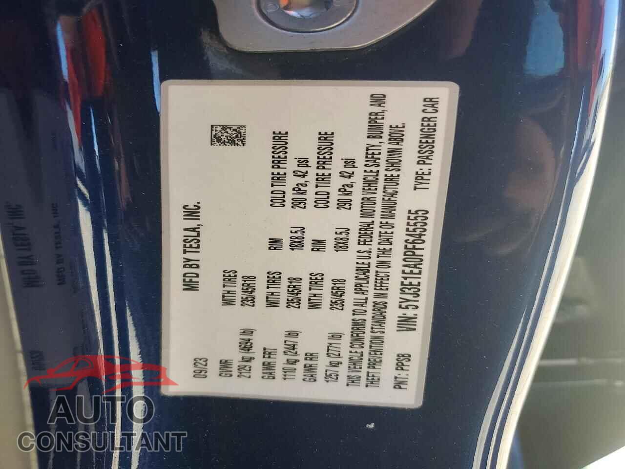 TESLA MODEL 3 2023 - 5YJ3E1EA0PF645555