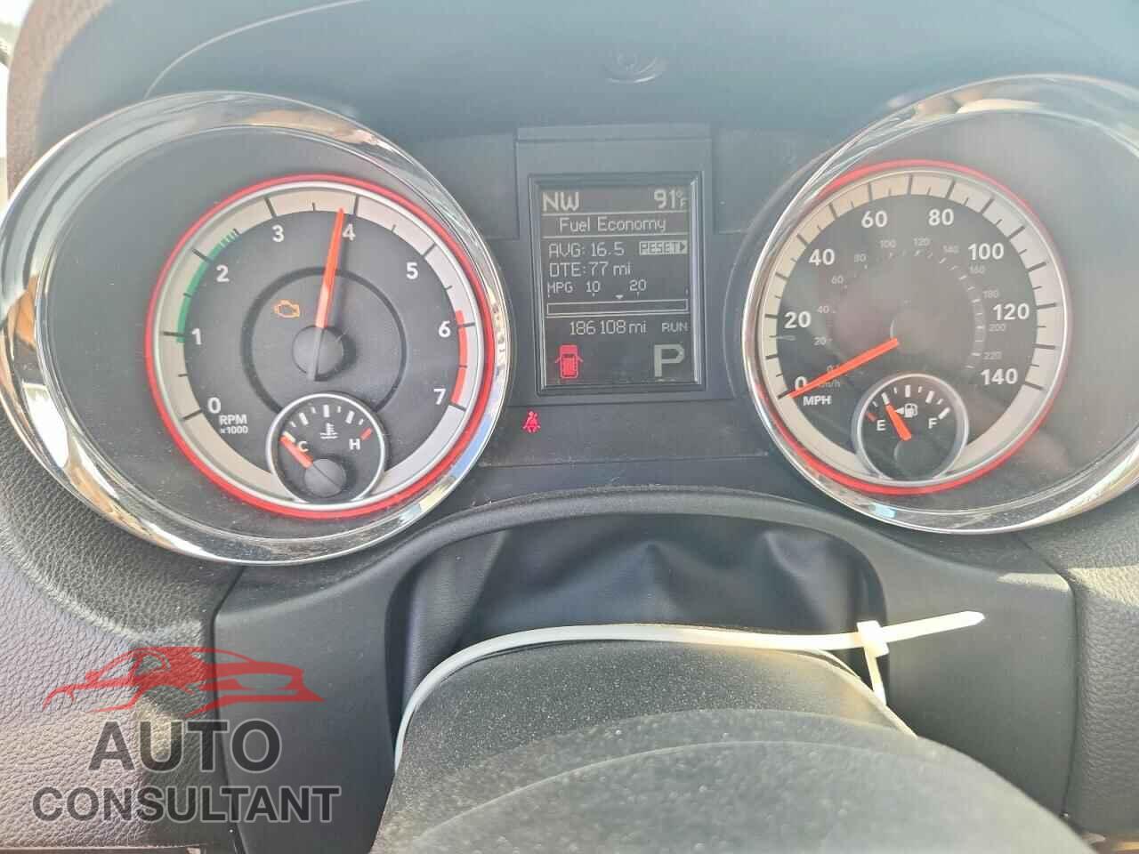 DODGE DURANGO 2013 - 1C4SDJET2DC668747