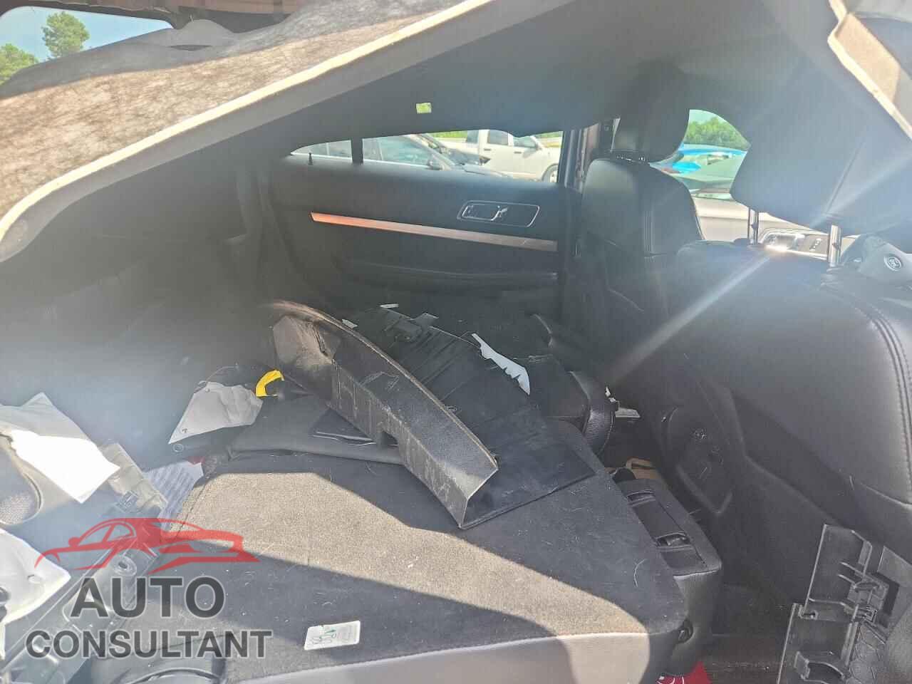 FORD EXPLORER 2019 - 1FM5K7D8XKGA83757