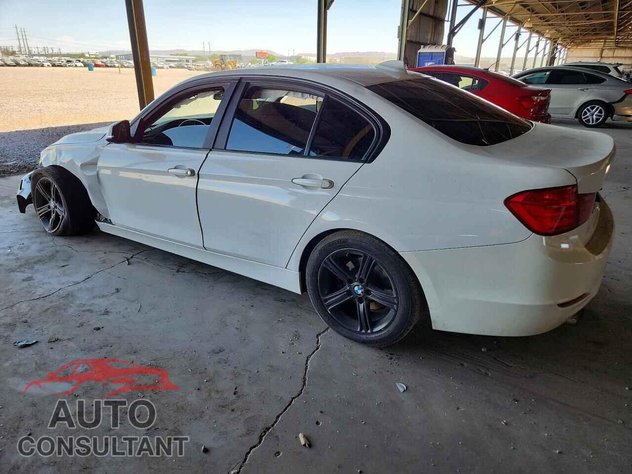 BMW 3 SERIES 2012 - WBA3A5C59CF343385