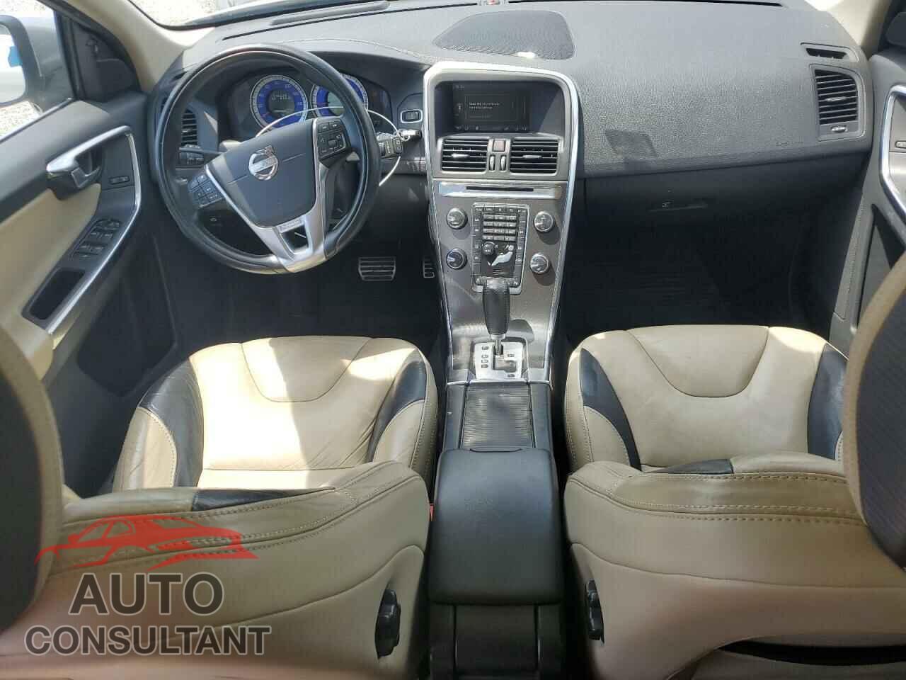 VOLVO XC60 2012 - YV4902DZ0C2281489