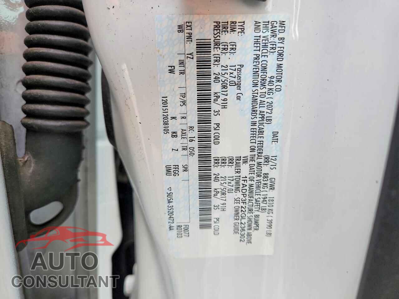 FORD FOCUS 2016 - 1FADP3F22GL236302