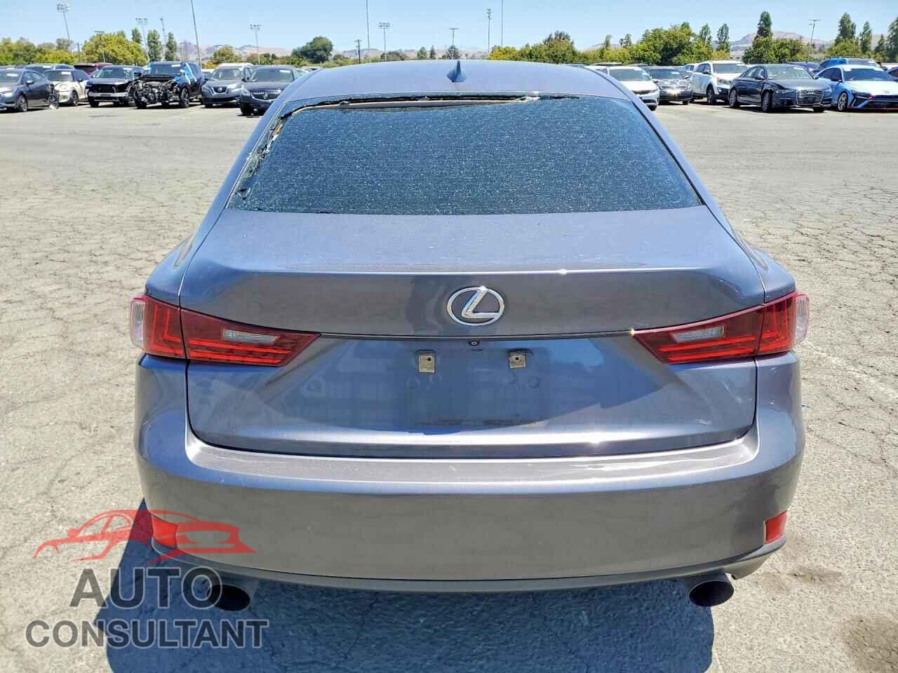 LEXUS IS 2015 - JTHBF1D28F5076150