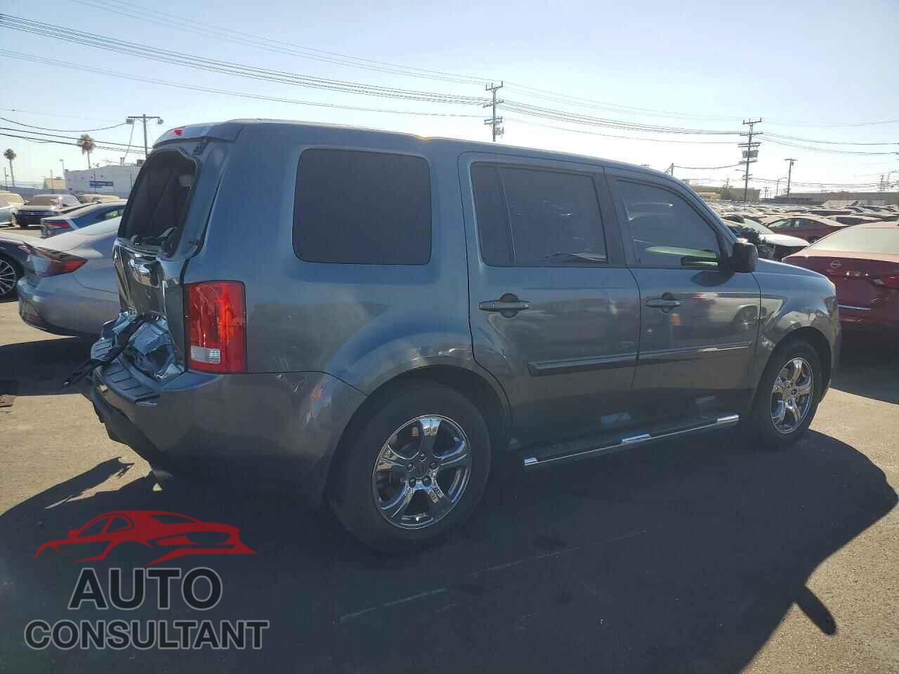 HONDA PILOT 2013 - 5FNYF4H53DB033672