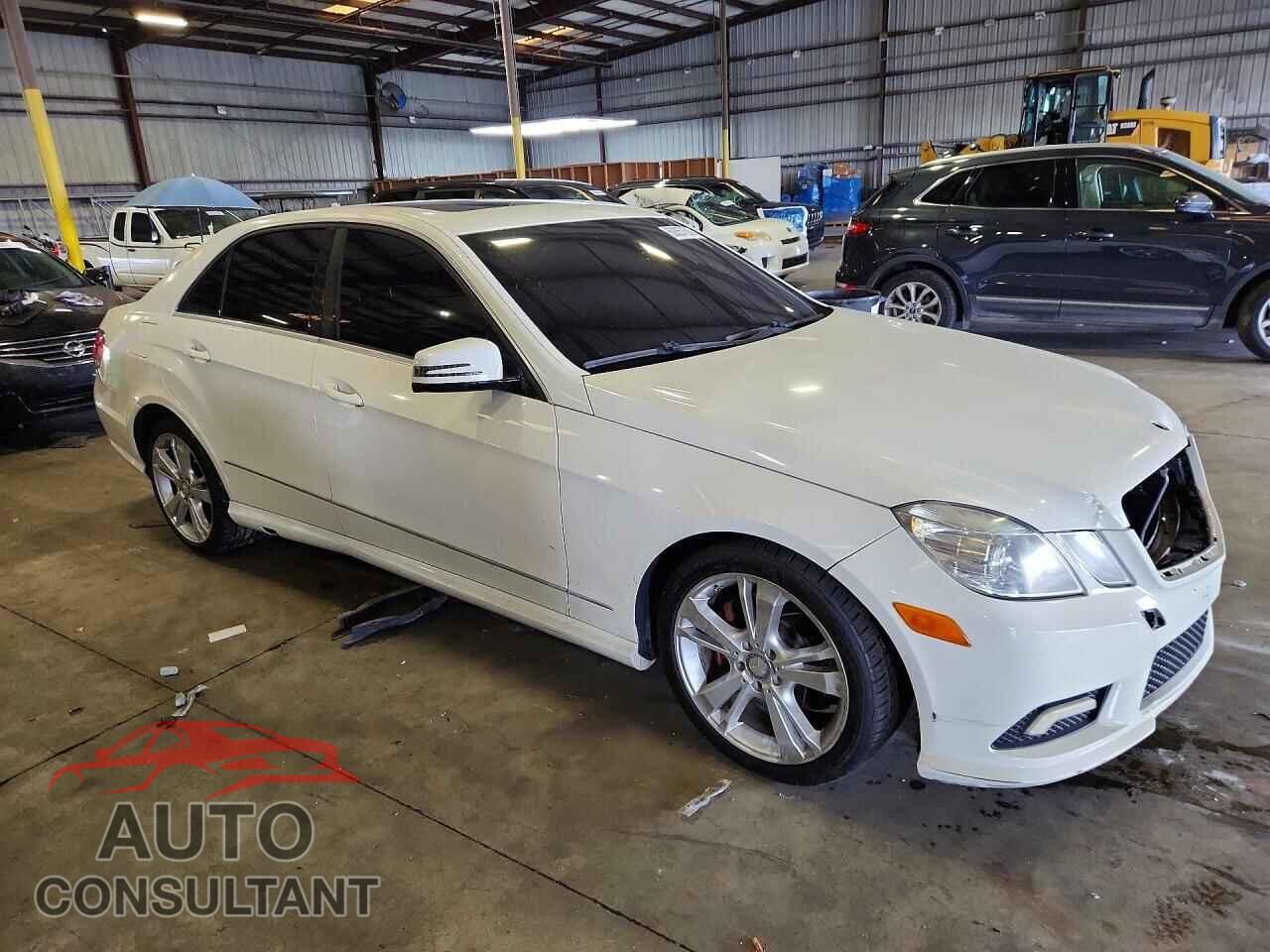 MERCEDES-BENZ E-CLASS 2011 - WDDHF8HB6BA434951