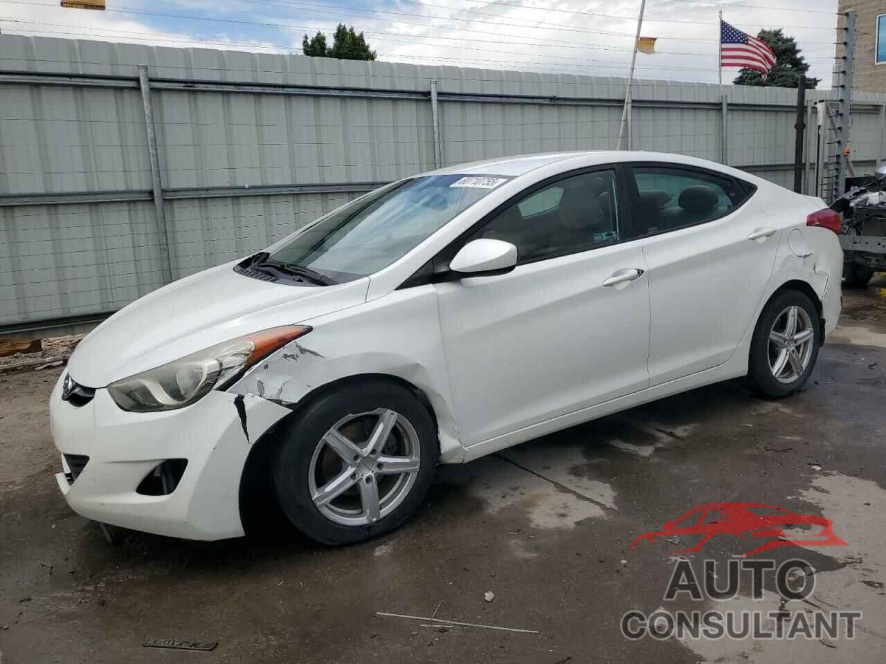 HYUNDAI ELANTRA 2012 - 5NPDH4AE1CH140173