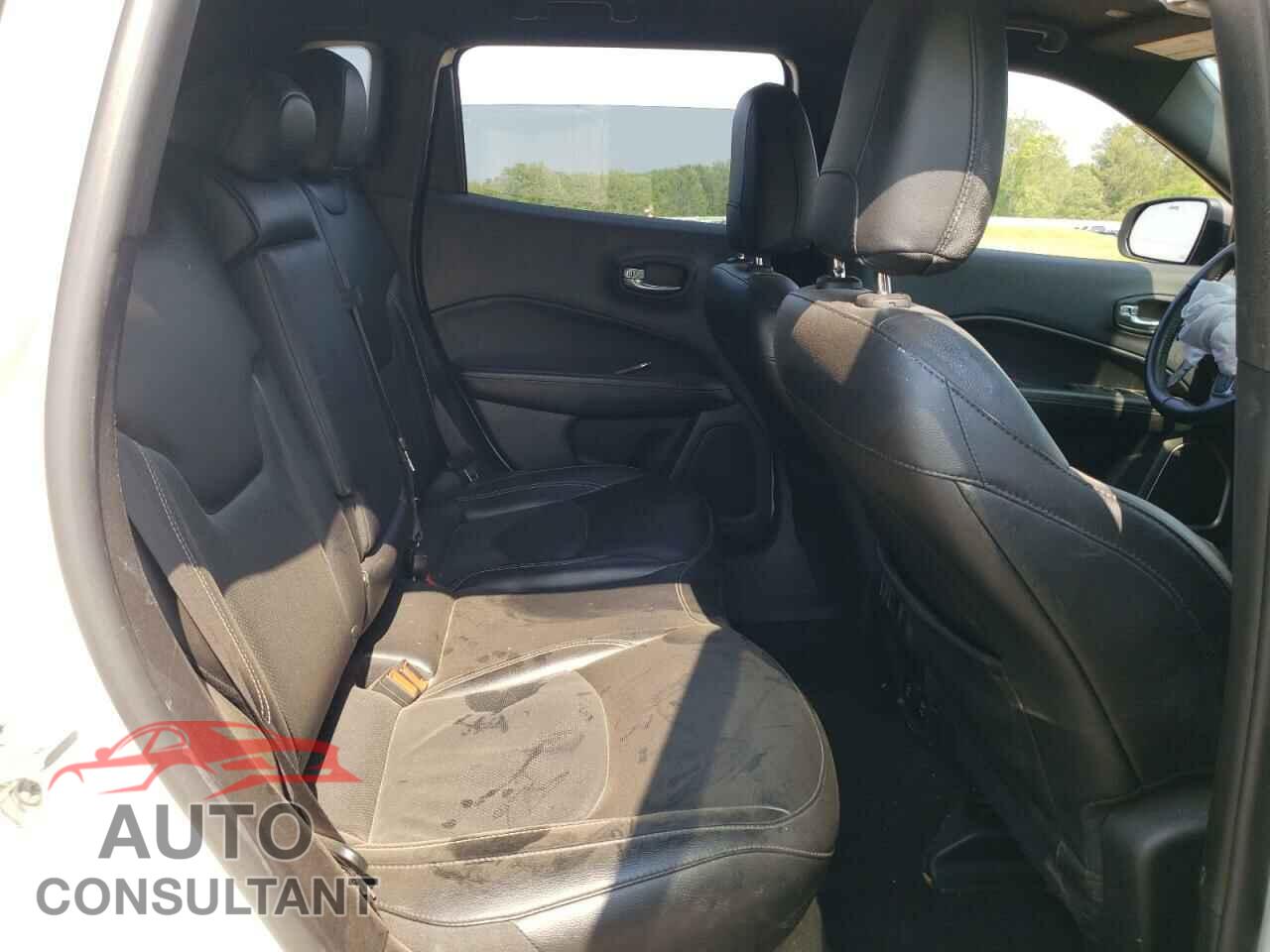 JEEP COMPASS 2021 - 3C4NJDEB7MT565892