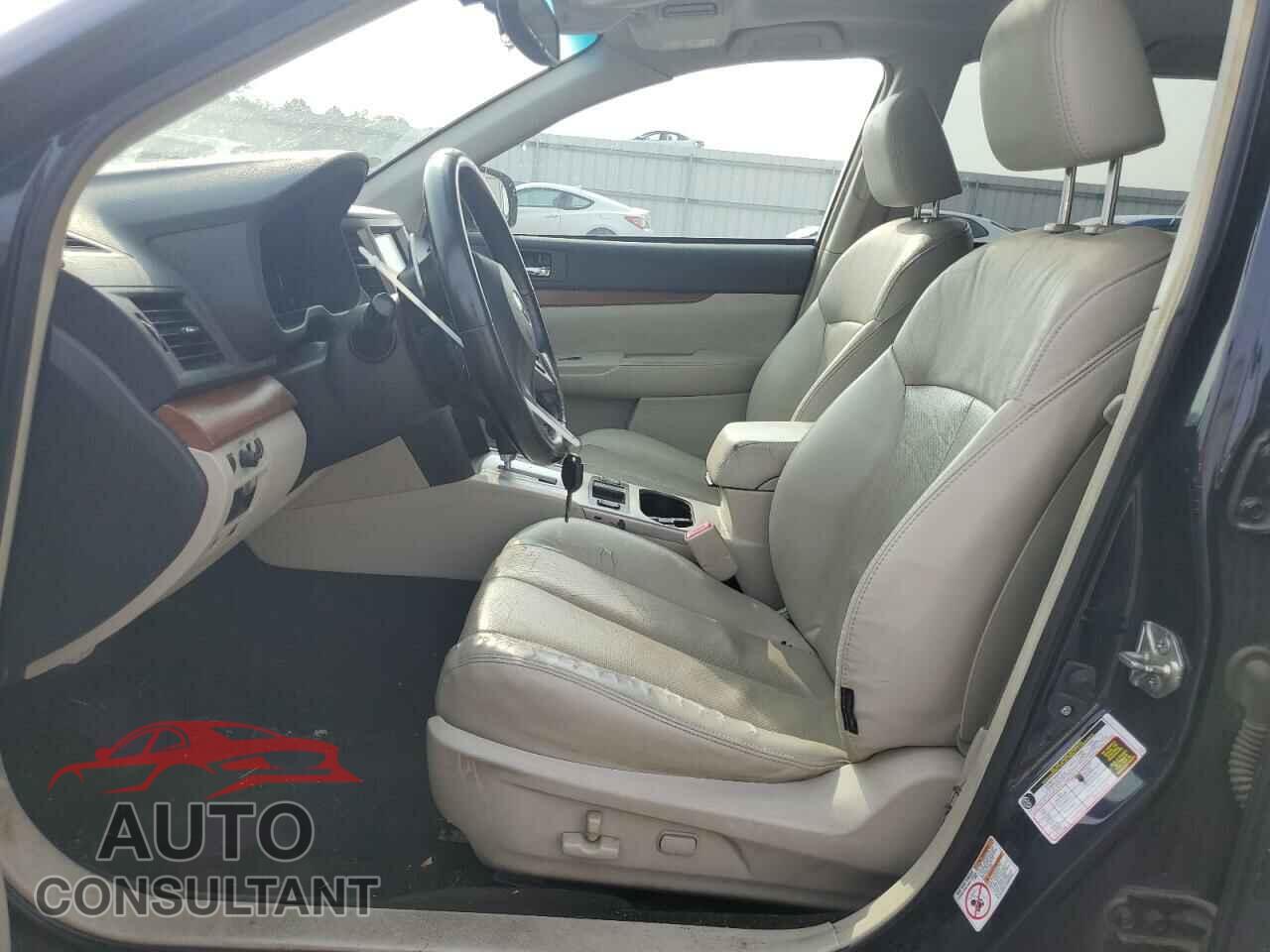 SUBARU OUTBACK 2013 - 4S4BRDPC1D2237933