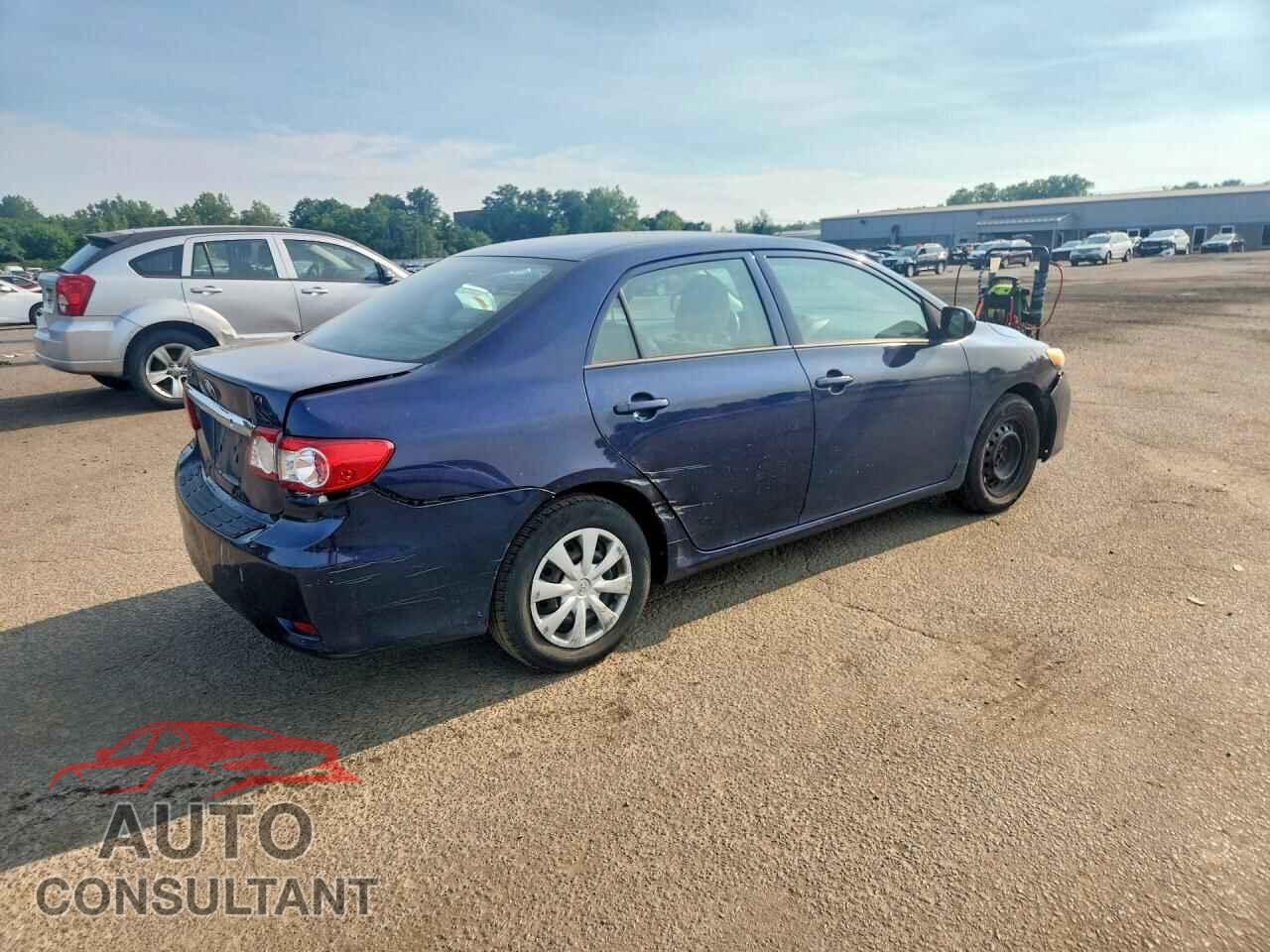 TOYOTA COROLLA 2013 - 2T1BU4EE9DC968294