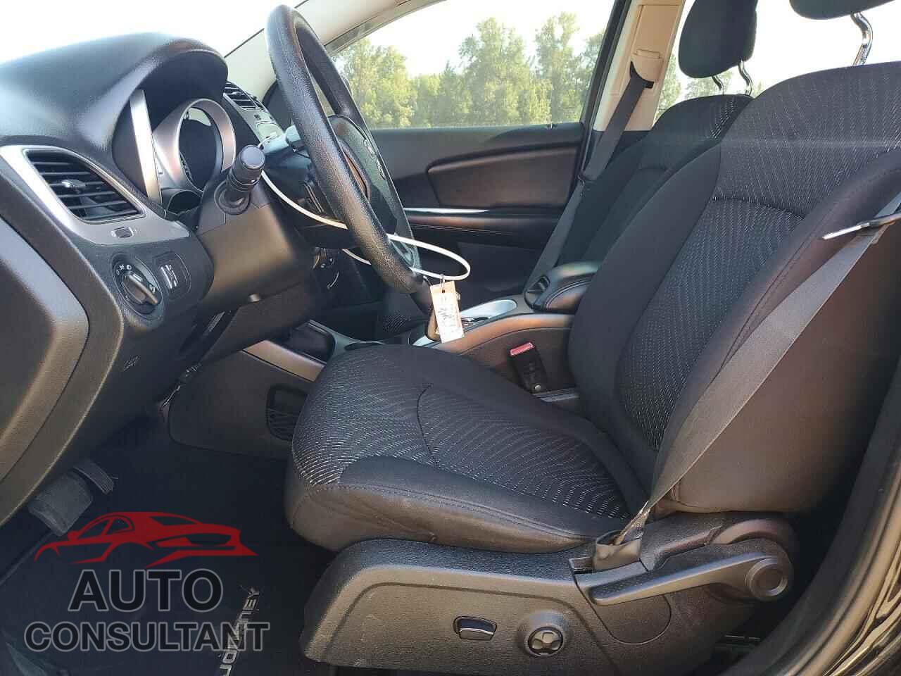 DODGE JOURNEY 2015 - 3C4PDCBG0FT599539