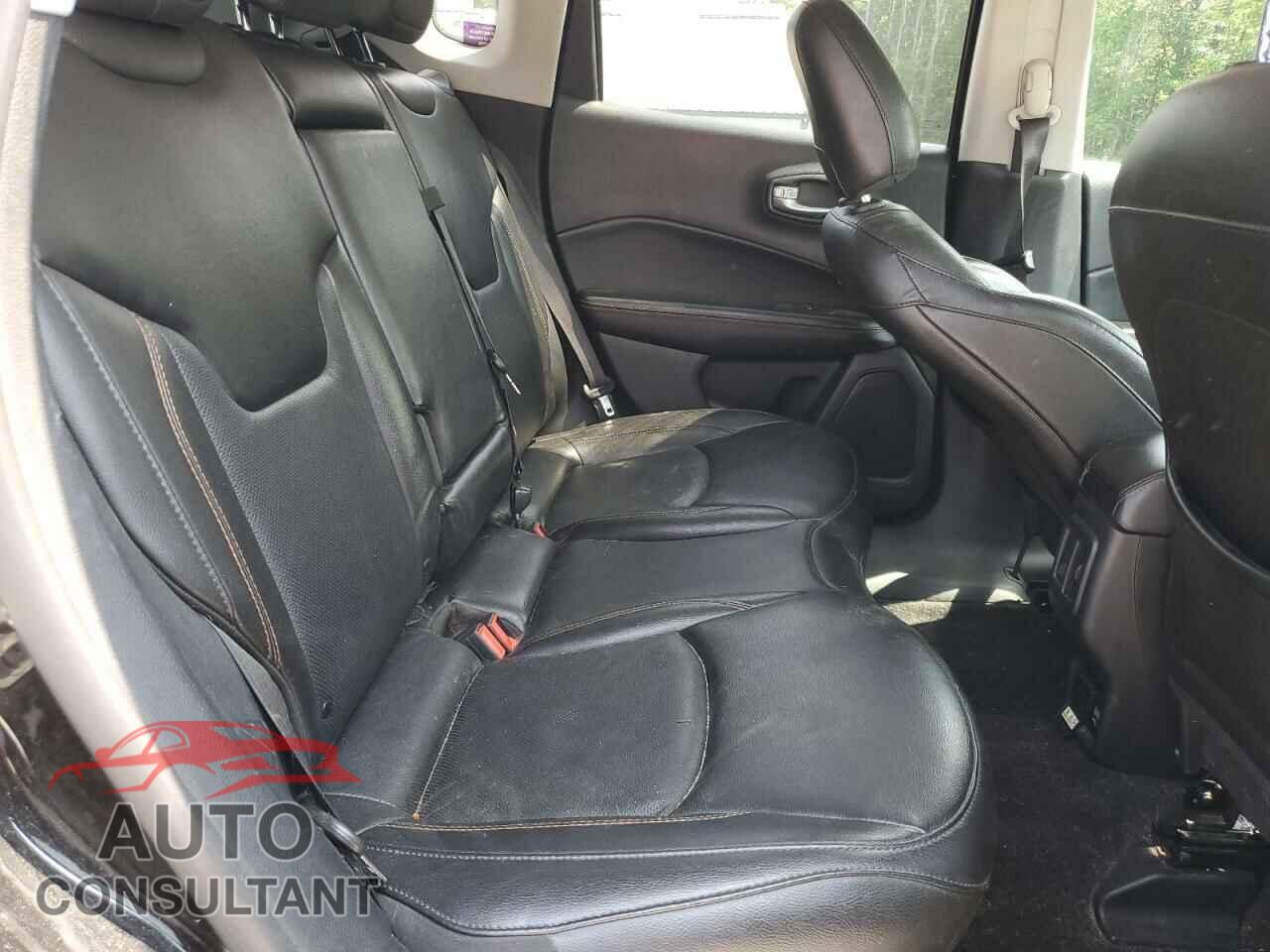 JEEP COMPASS 2020 - 3C4NJCCB7LT211205