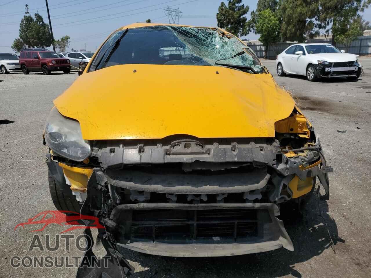 FORD FOCUS 2014 - 1FADP3L93EL454134