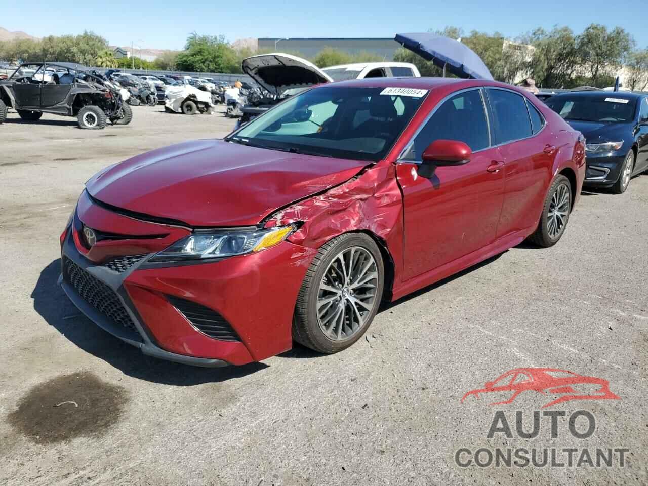 TOYOTA CAMRY 2018 - 4T1B11HK3JU622342