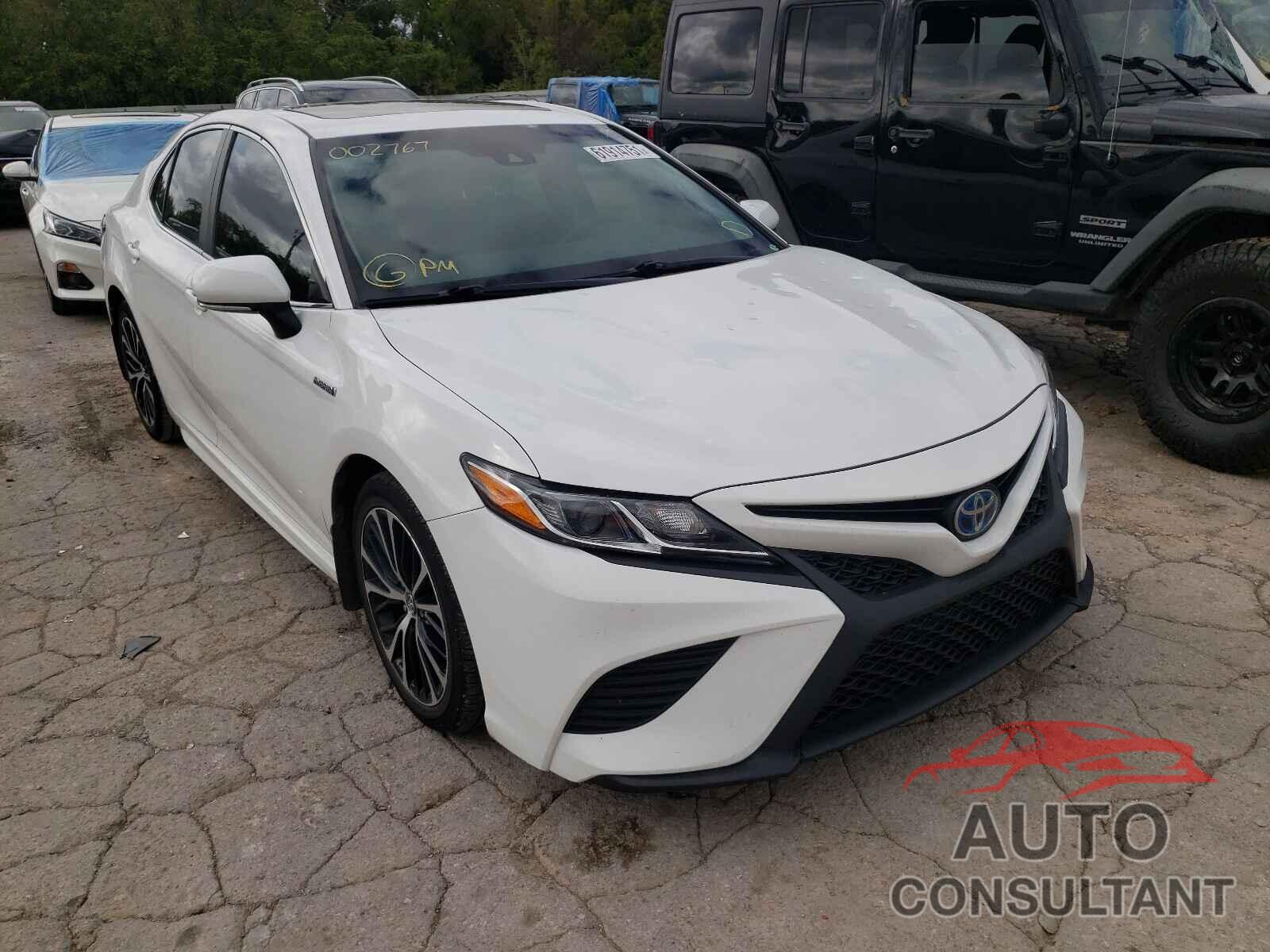 TOYOTA CAMRY 2018 - 4T1B21HK7JU002767