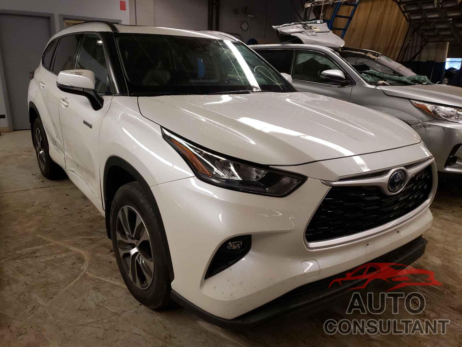 TOYOTA HIGHLANDER 2020 - 5TDHBRCH9LS502221