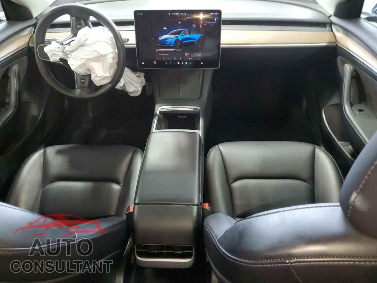 TESLA MODEL 3 2022 - 5YJ3E1EA0NF288844