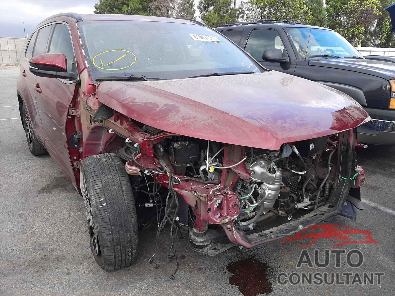 TOYOTA HIGHLANDER 2018 - 5TDJZRFH6JS847860