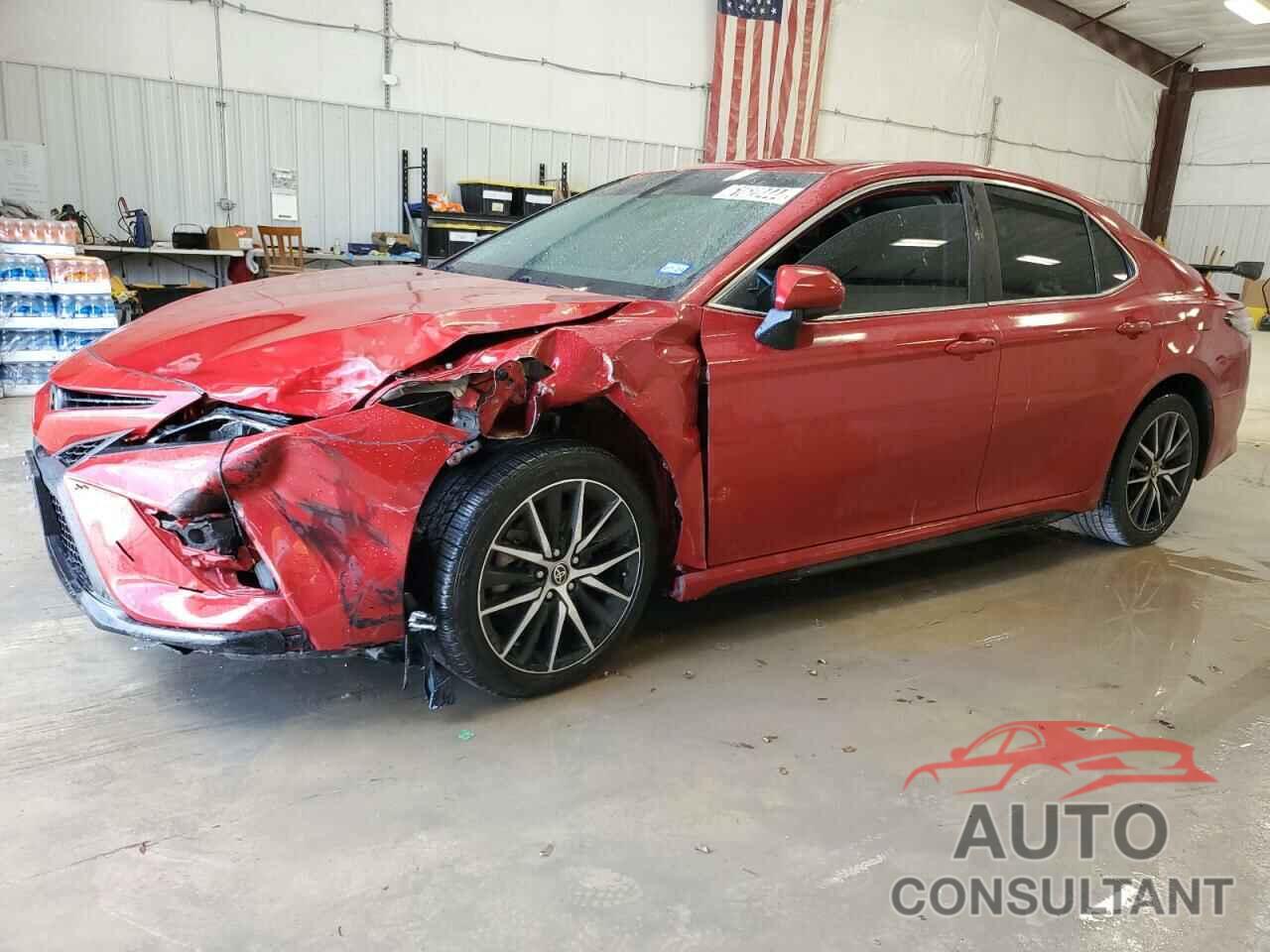 TOYOTA CAMRY 2021 - 4T1G11AK6MU496885