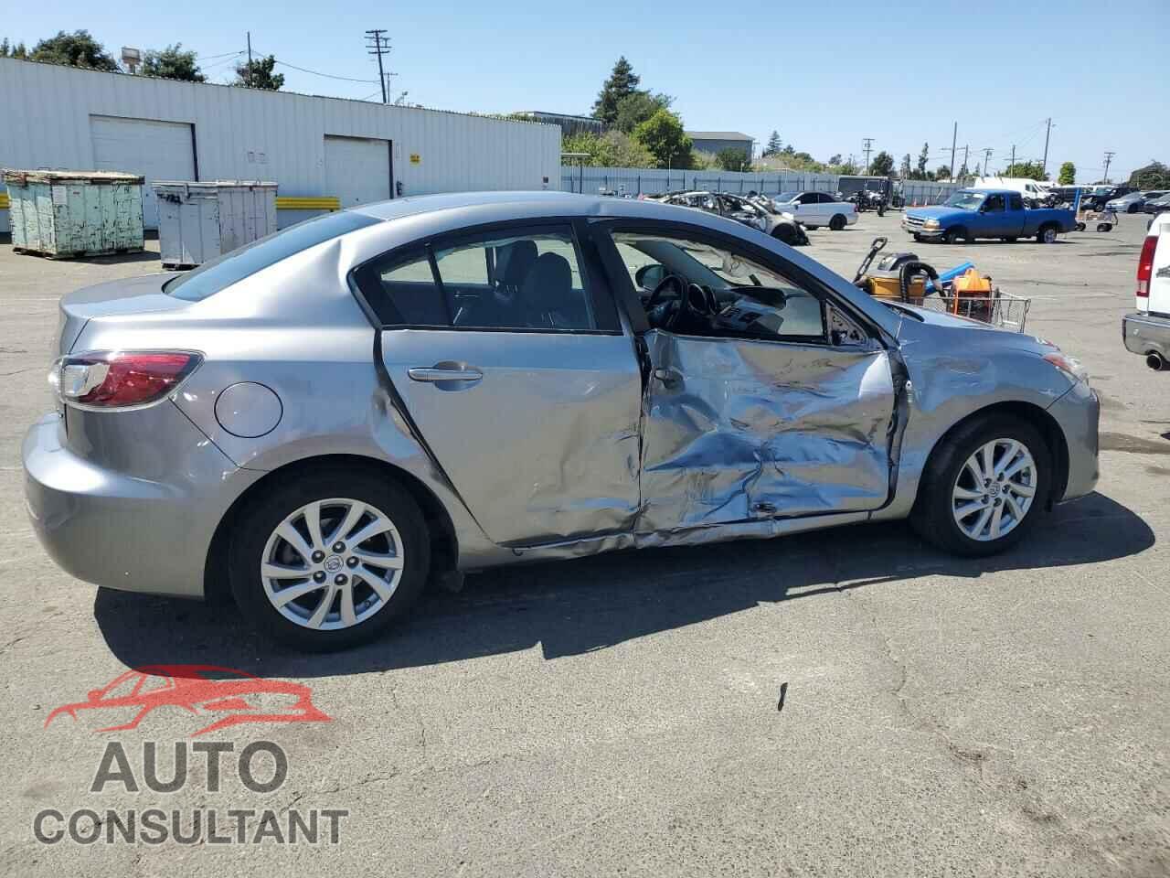 MAZDA 3 2012 - JM1BL1W85C1547332