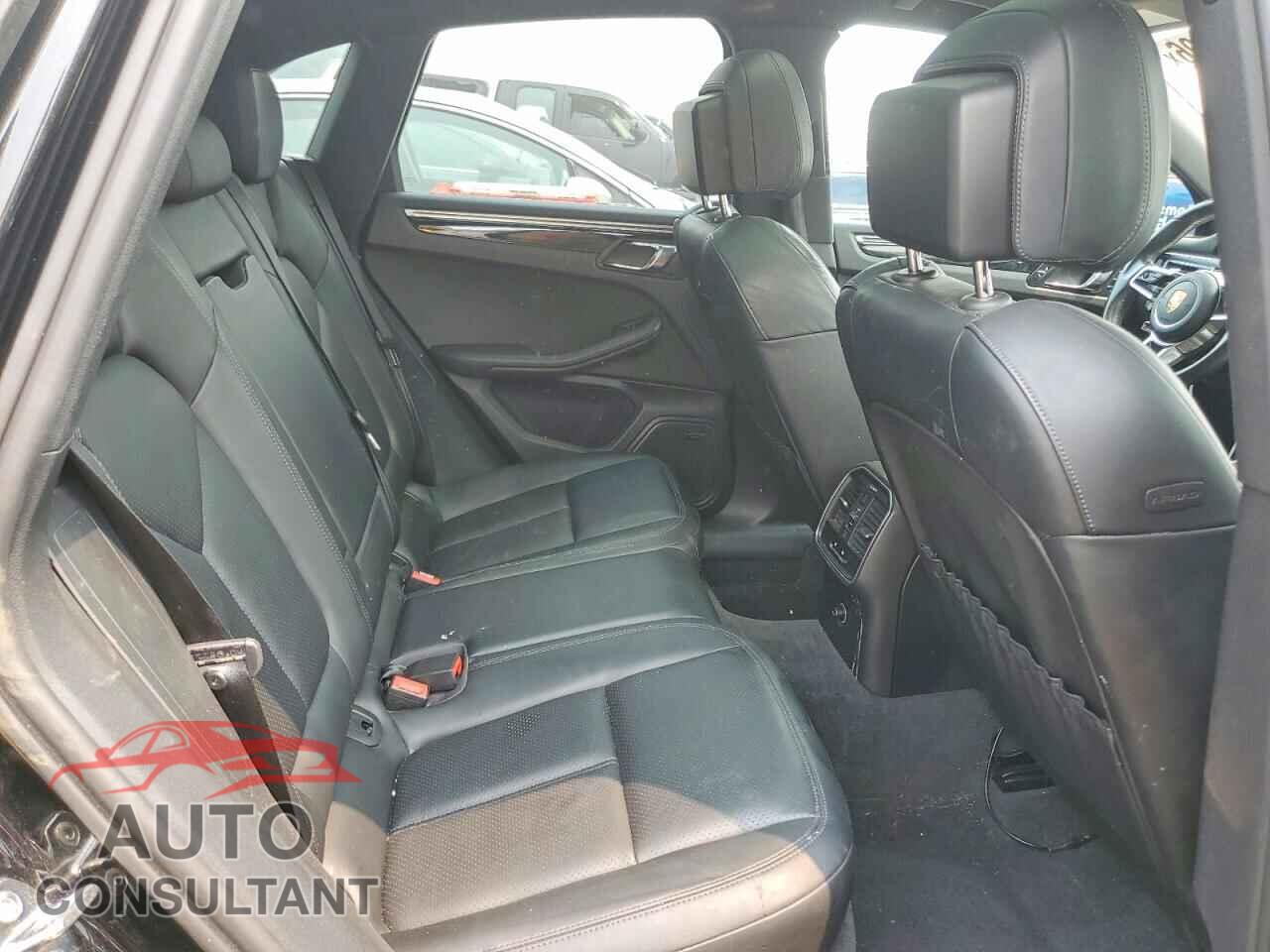 PORSCHE MACAN 2015 - WP1AB2A53FLB65079