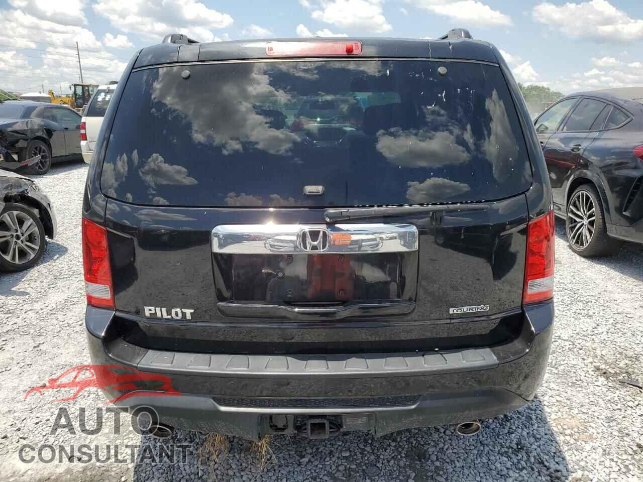 HONDA PILOT 2013 - 5FNYF3H94DB041860