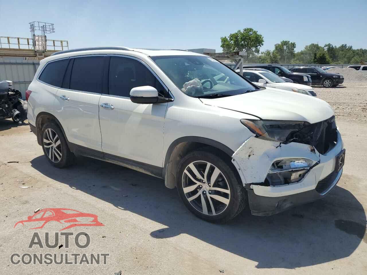 HONDA PILOT 2017 - 5FNYF6H02HB090919