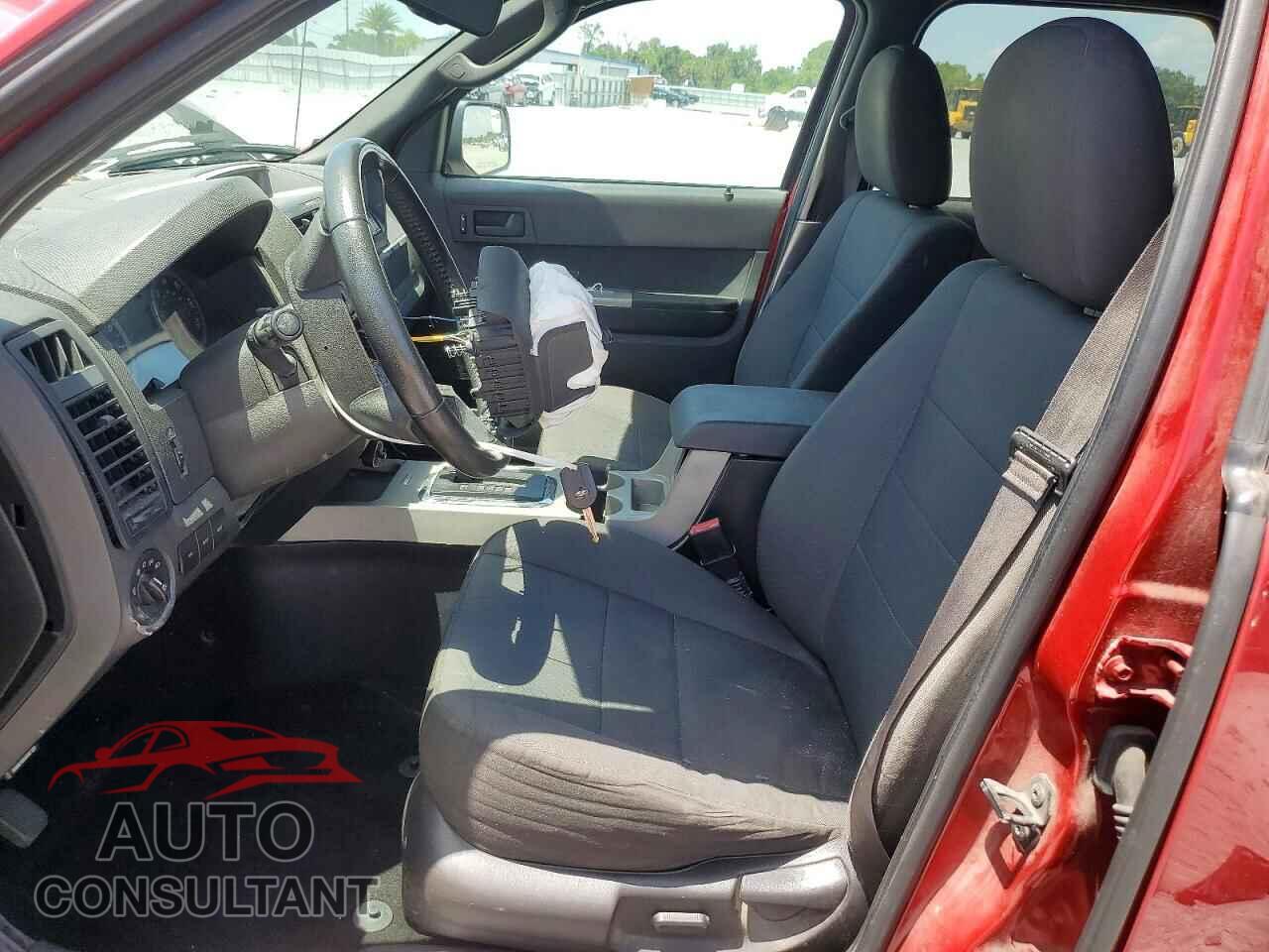 FORD ESCAPE 2011 - 1FMCU0D73BKC48335