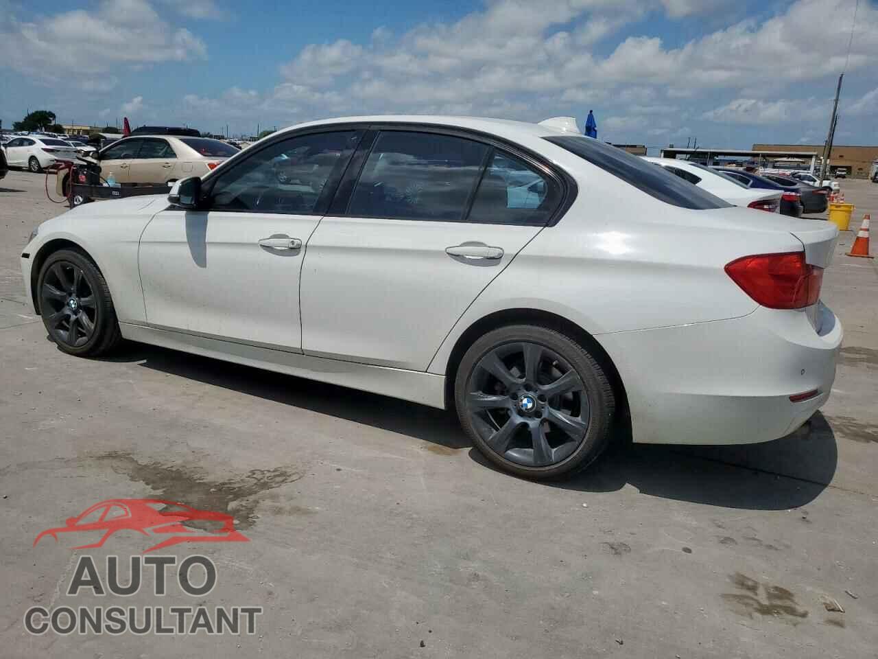 BMW 3 SERIES 2015 - WBA3B1G50FNT64295