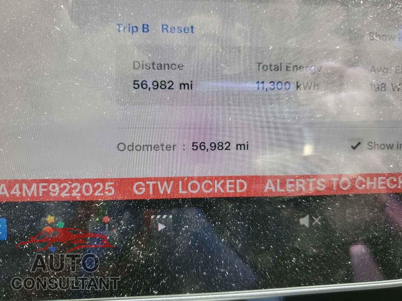TESLA MODEL 3 2021 - 5YJ3E1EA4MF922025