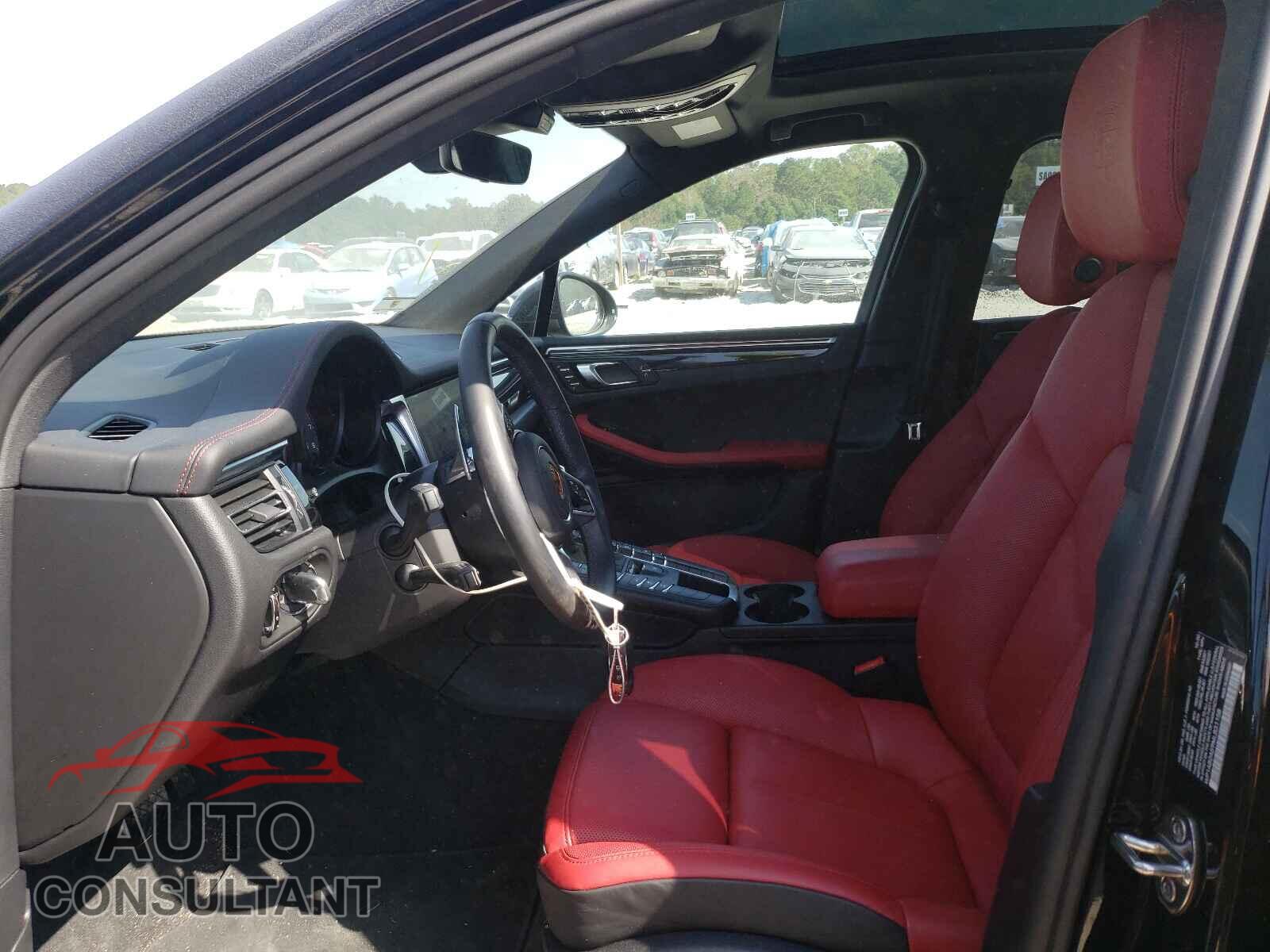 PORSCHE MACAN 2021 - WP1AB2A59MLB31158