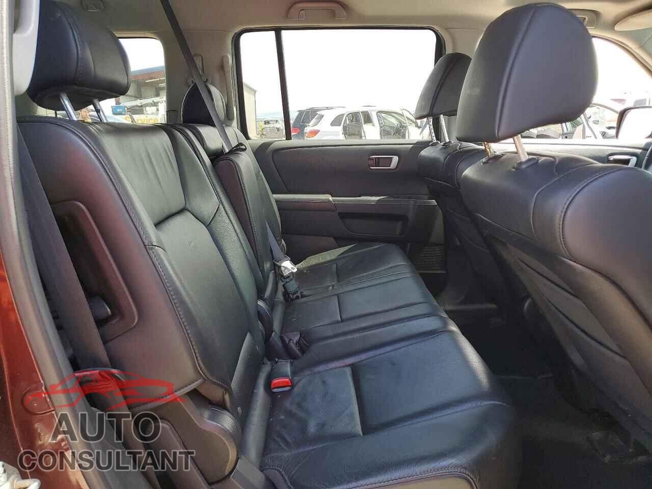 HONDA PILOT 2009 - 5FNYF48559B031588