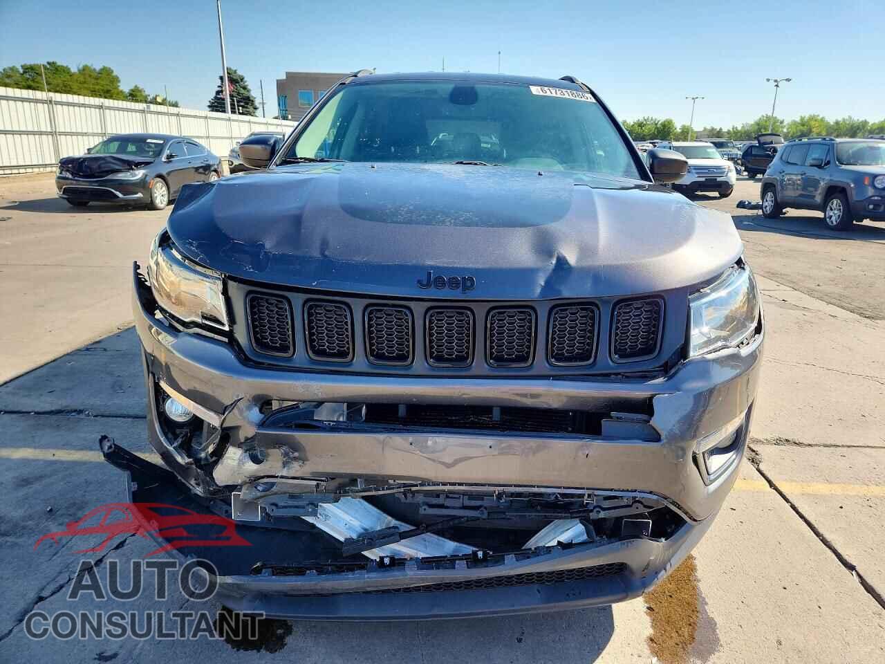 JEEP COMPASS 2019 - 3C4NJDBB4KT631025