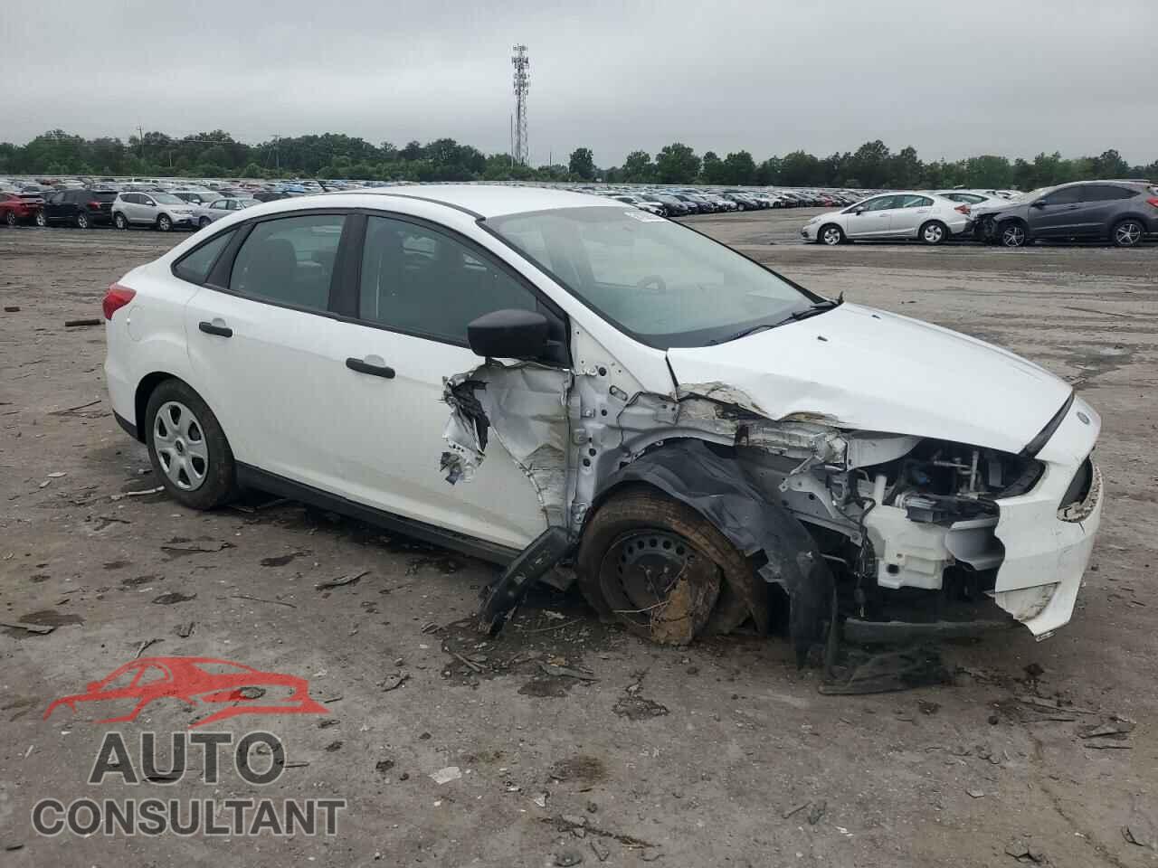 FORD FOCUS 2015 - 1FADP3E29FL253274