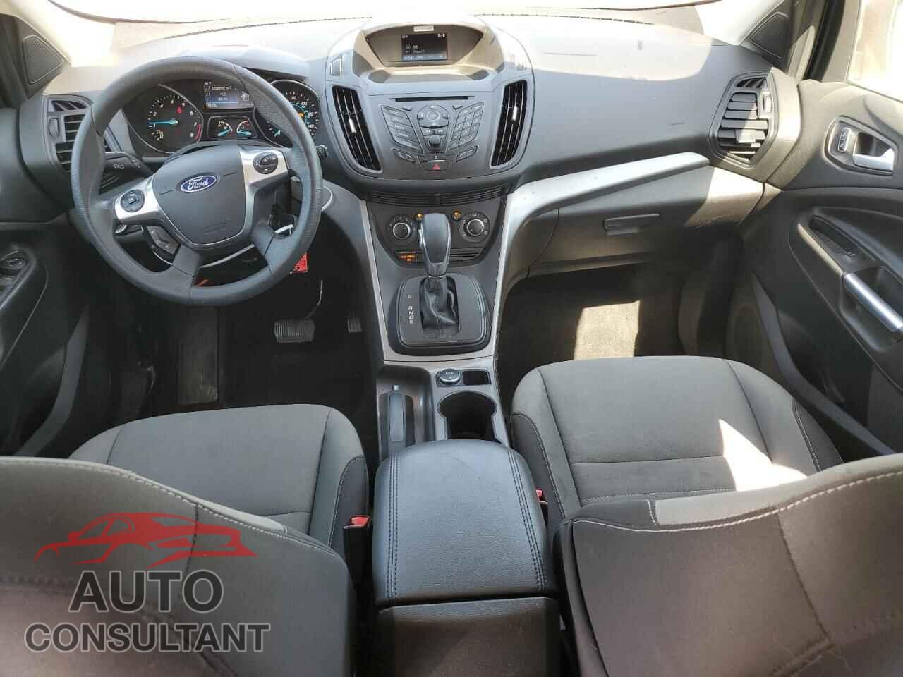 FORD ESCAPE 2016 - 1FMCU0G71GUB71813