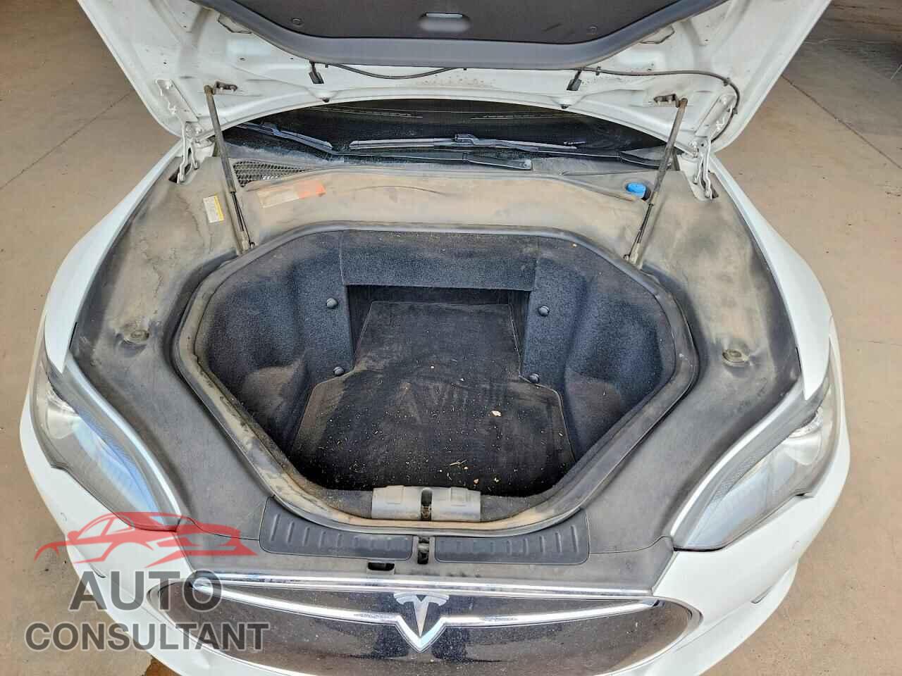 TESLA MODEL S 2014 - 5YJSA1H15EFP38376
