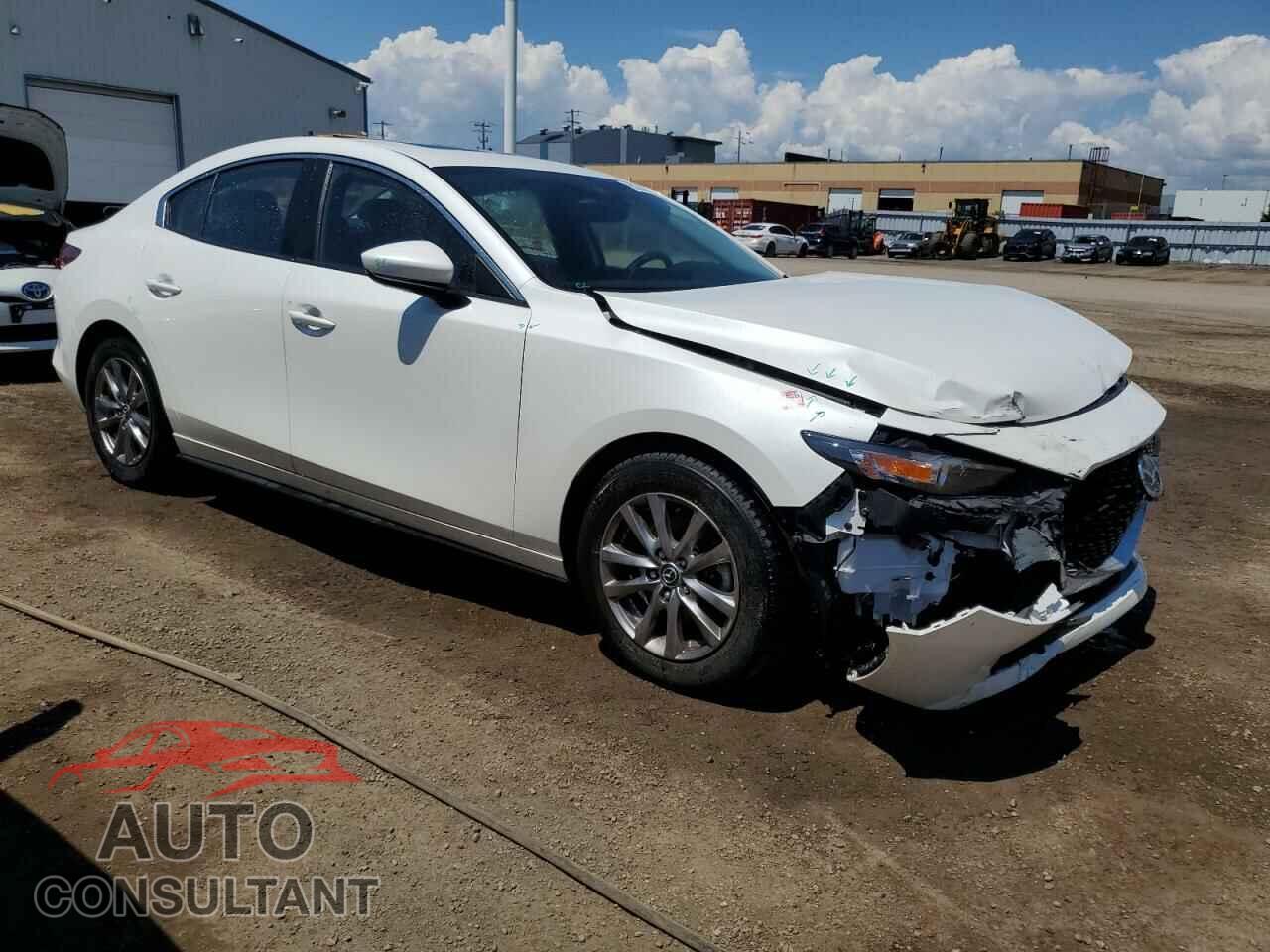 MAZDA 3 2019 - JM1BPBCM2K1123018