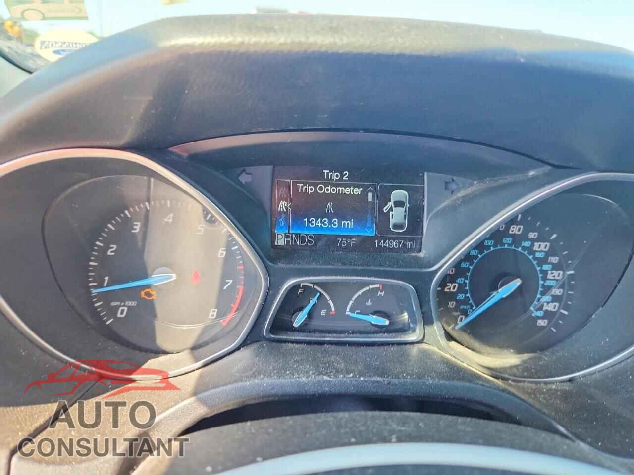 FORD FOCUS 2012 - 1FAHP3M29CL221407