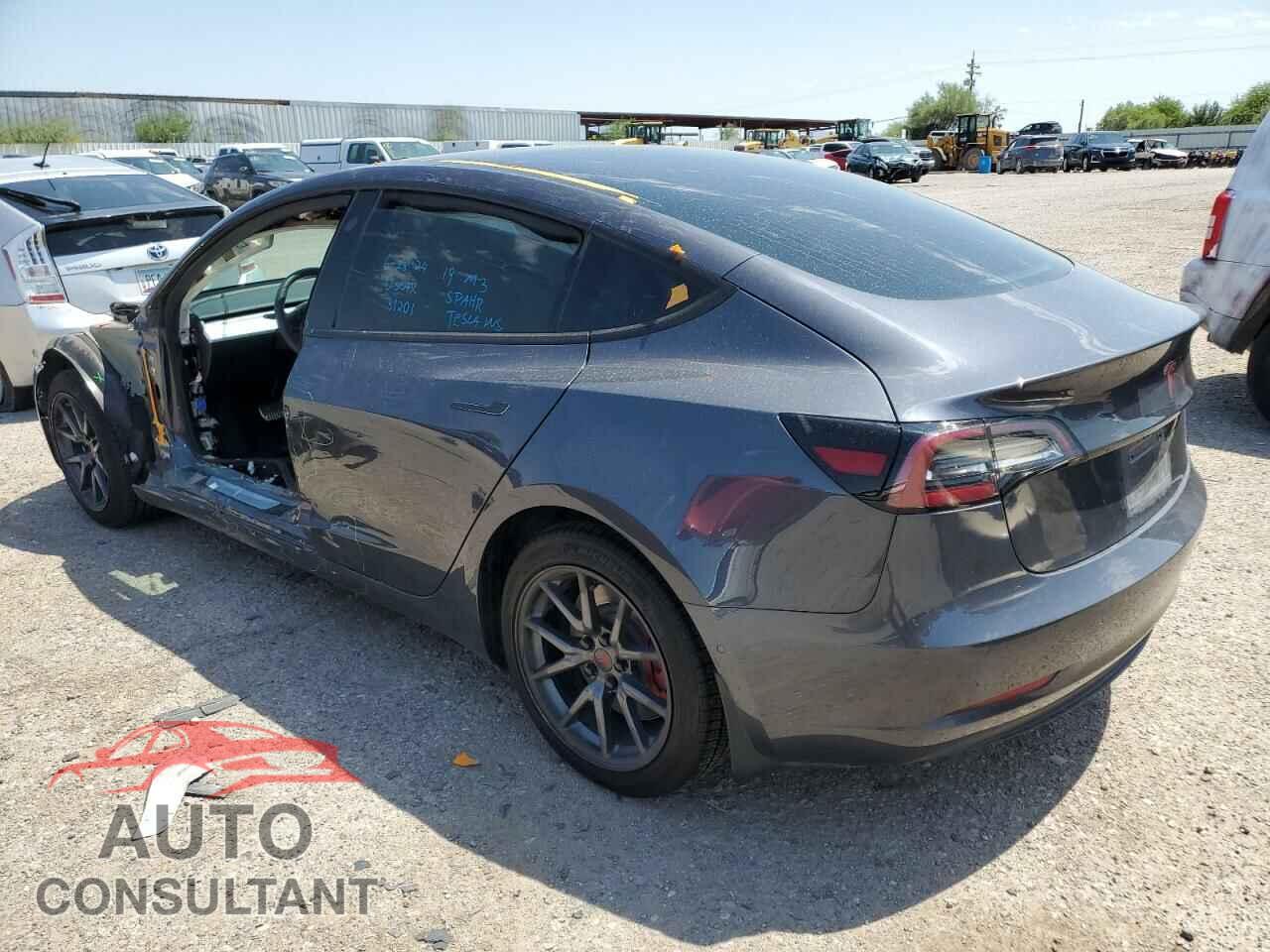 TESLA MODEL 3 2019 - 5YJ3E1EA7KF301780