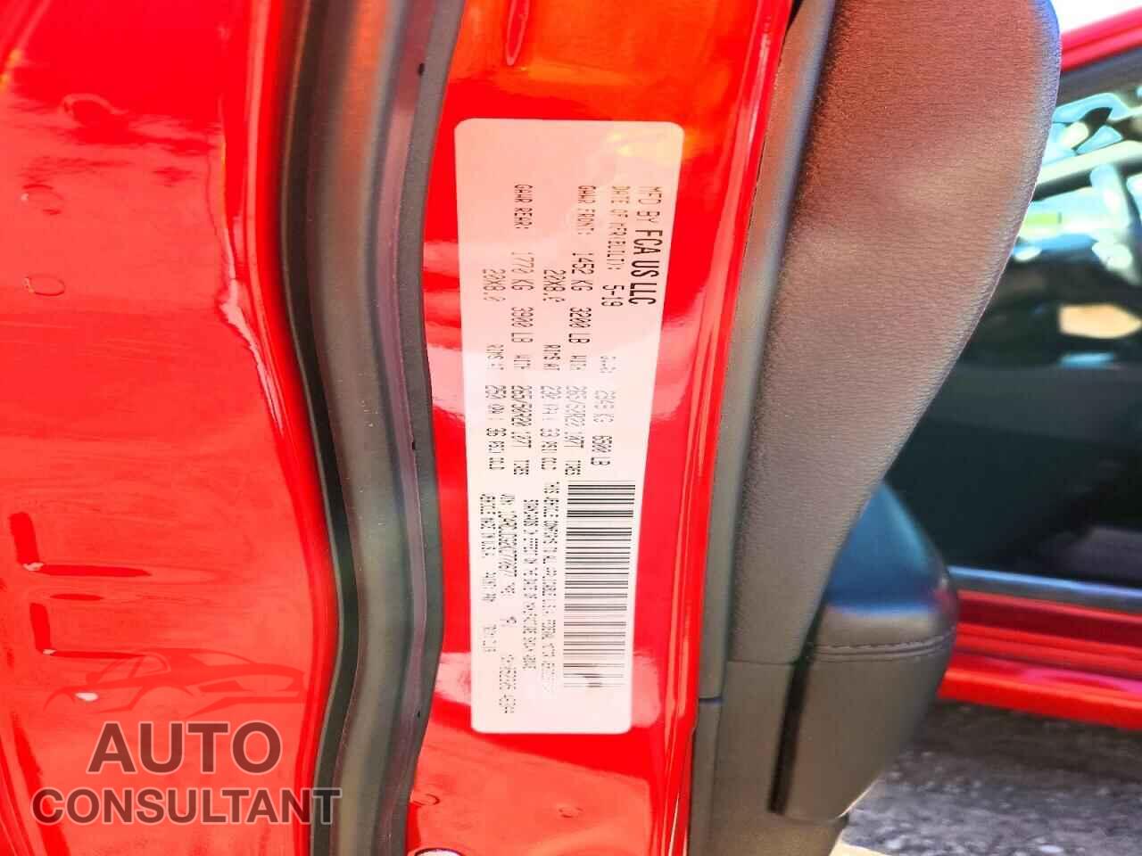 DODGE DURANGO 2019 - 1C4RDJDG2KC770677