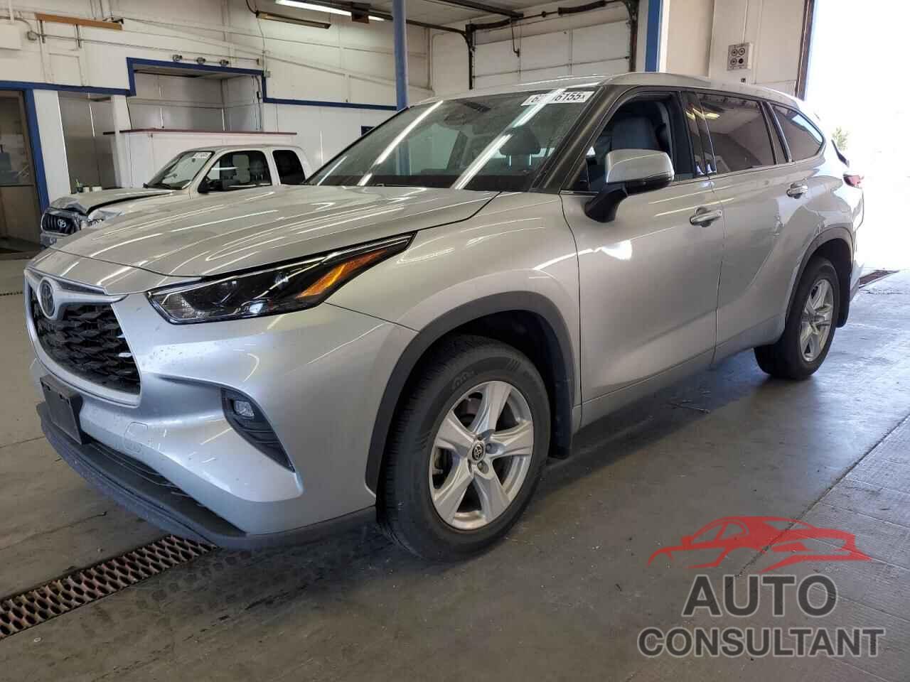TOYOTA HIGHLANDER 2022 - 5TDBZRBH9NS580990