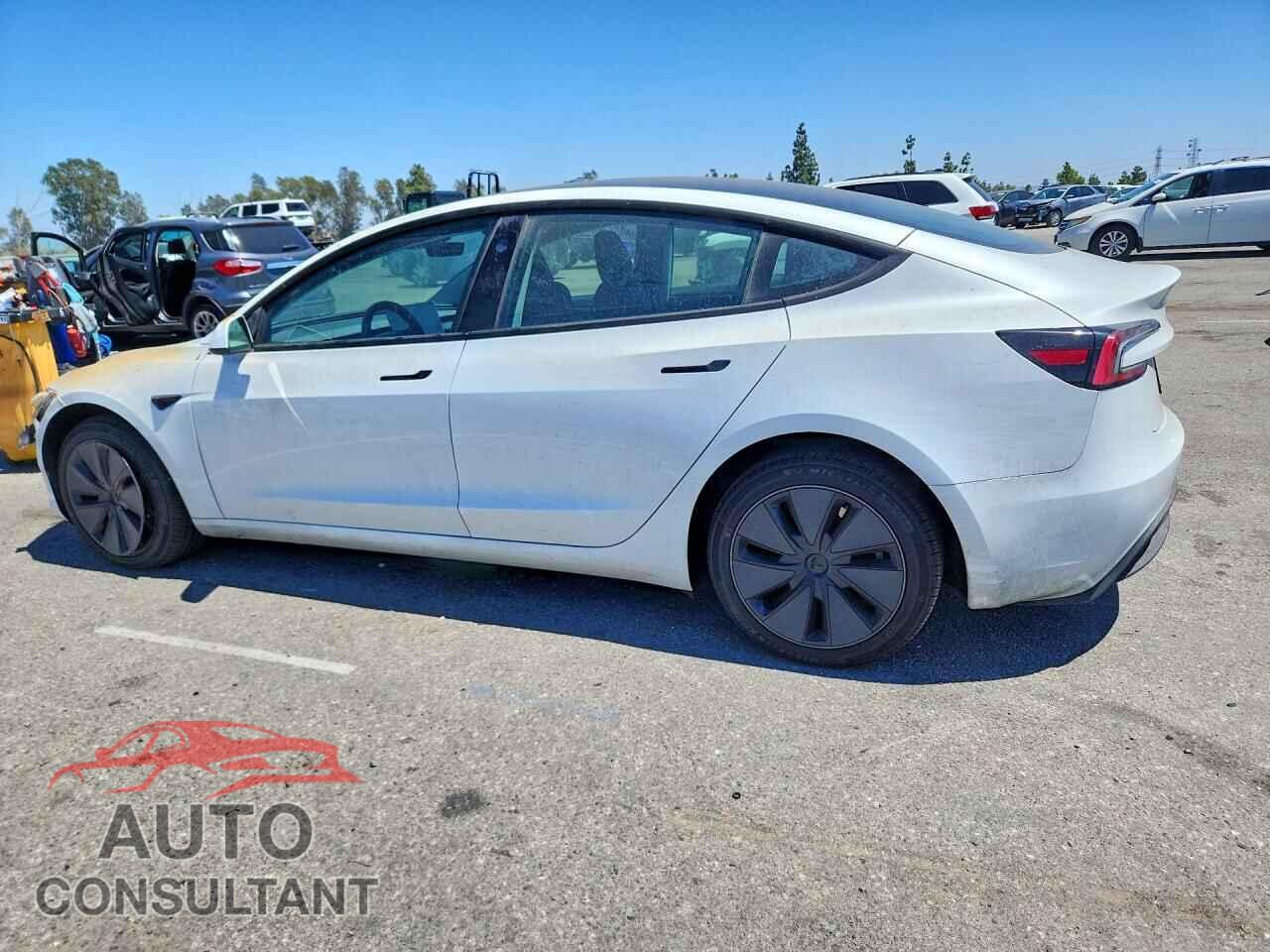TESLA MODEL 3 2025 - 5YJ3E1EA7SF058732