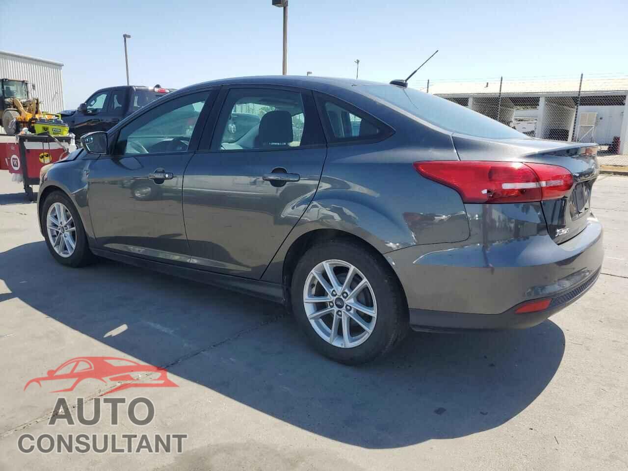 FORD FOCUS 2017 - 1FADP3F29HL271923