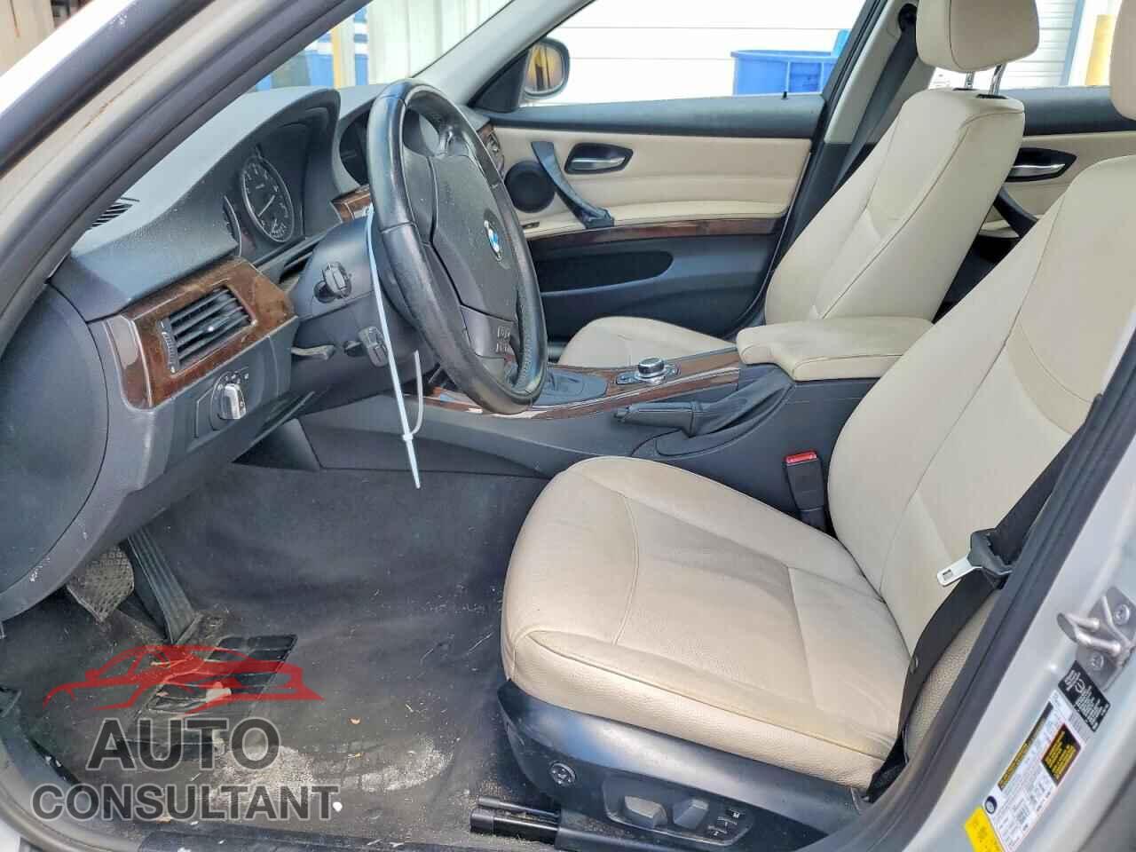 BMW 3 SERIES 2011 - WBAPH7C50BE683232