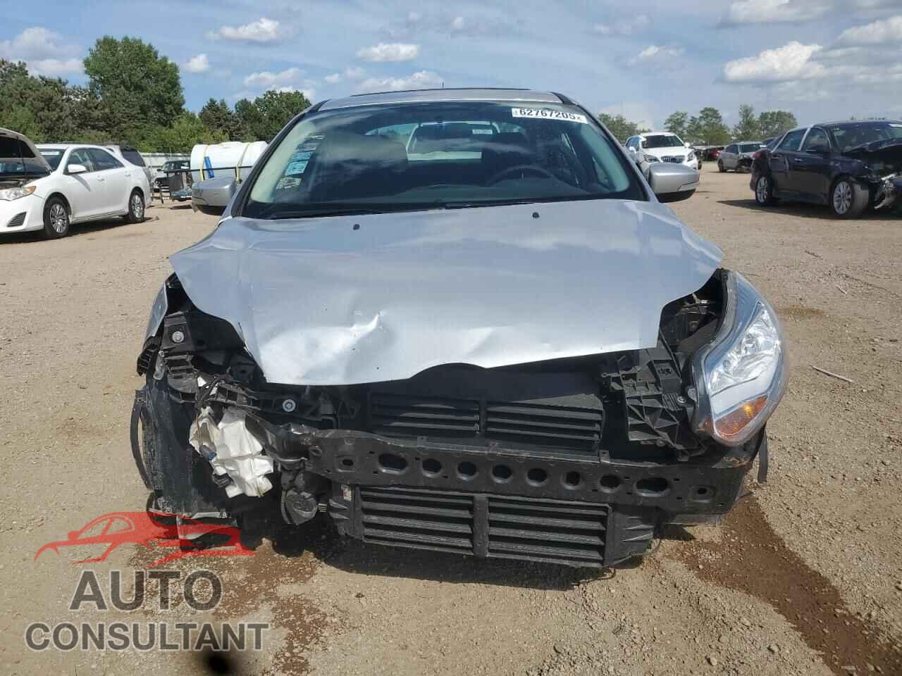 FORD FOCUS 2014 - 1FADP3F2XEL388194