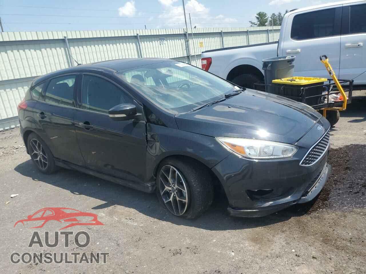 FORD FOCUS 2016 - 1FADP3K24GL376244