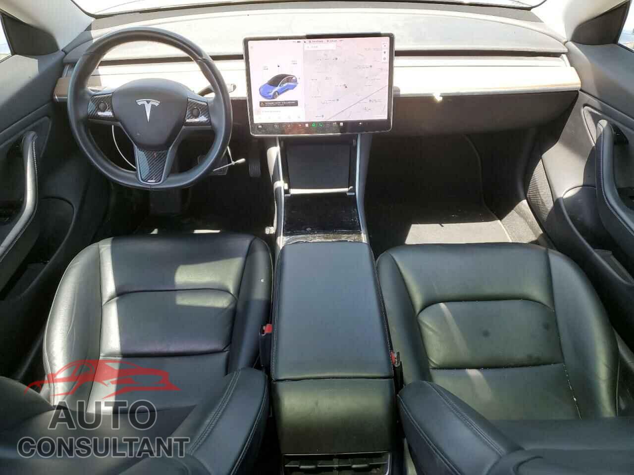 TESLA MODEL 3 2019 - 5YJ3E1EB2KF388710