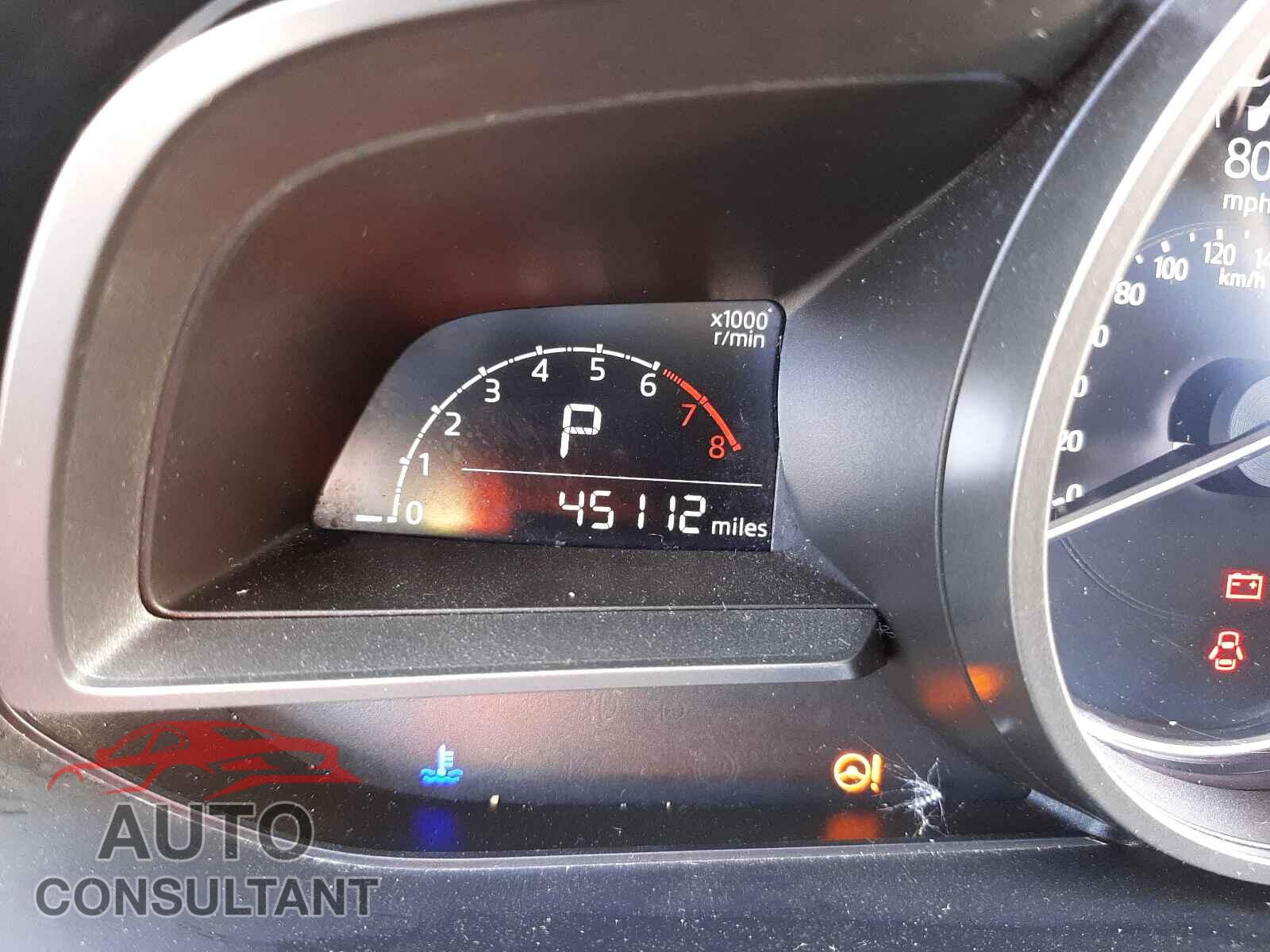 MAZDA 3 2018 - 3MZBN1V35JM200421