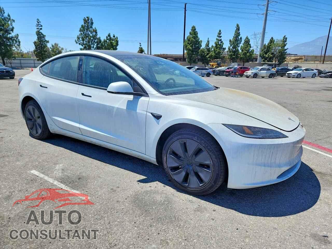 TESLA MODEL 3 2025 - 5YJ3E1EA7SF058732
