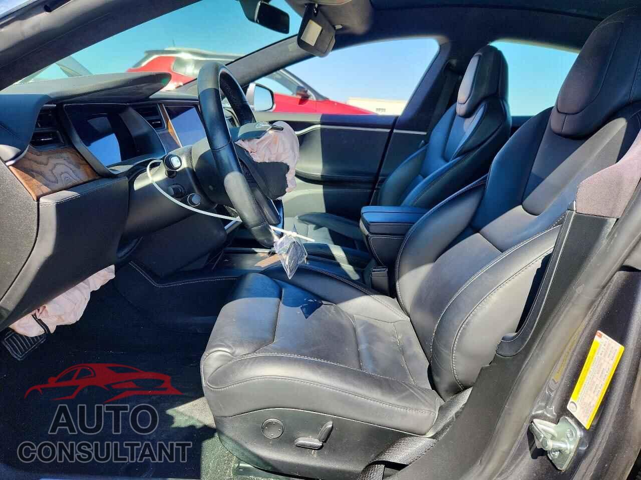 TESLA MODEL S 2019 - 5YJSA1E28KF305580